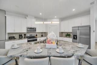 Orlando Villa 6220: Luxury Retreat Minutes from Disney - Kissimmee - 2