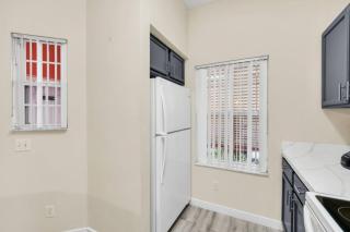 Orlando Villa 6230: A Stylish Family Retreat Near Disney - 3