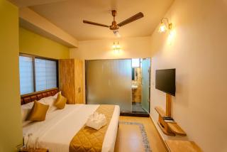 Atithyaa Hotel - 5