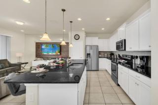 Orlando Villa 6238: Your Luxury 5-Star Villa Near Disney - Kissimmee - 4