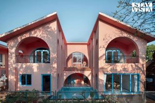 StayVista at Baia Alondra with Pool, BBQ, Balcony - Mandrem - 0