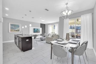 Orlando Villa 6247: Relax in Style at Storey Lake Resort - 6