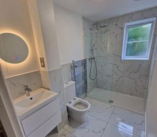 Hotel Blue Saphire Terminal 2 - 1