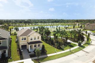 Exclusive Villa with Large Private Pool on Solara Resort Orlando Villa 5302 - 1