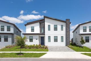 The Ultimate Mansion with Private Pool on Storey Lake Resort Orlando Mansion 5287 - 0