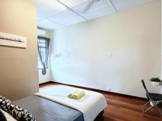 Kuantan Air Putih 4 rooms 3 bathrooms Town area - 1