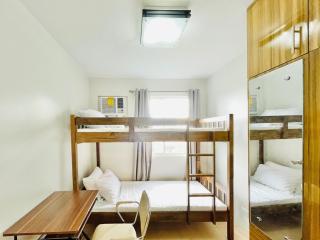 OS 4 Family Suite Near Esplanade - Iloilo - 1