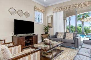 Luxury Private Villa with Pool on Reunion Resort and Spa Orlando Villa 5705 - 1