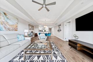 Luxury Contemporary Style Condo on Reunion Resort and Spa Orlando Condo 5699 - 5