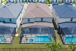 Beautiful Mansion with first class amenities on Solara Resort Orlando Mansion 5715 - 9