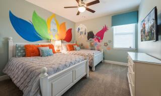 Dive into Luxury and Fun at Your Orlando Paradise - 6