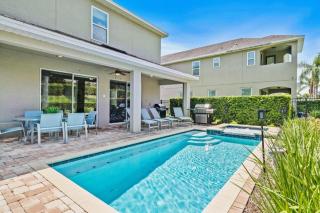 Experience Magic and Luxury Just Minutes from Disney - 9