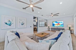 Embrace Luxury: Your Perfect Seaside Escape - 5