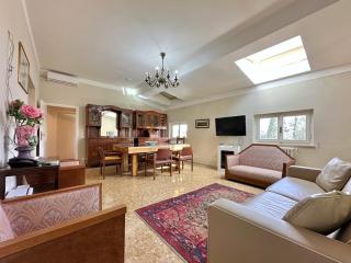 Penthouse immersed in the park private parking - Montecatini Terme - 9