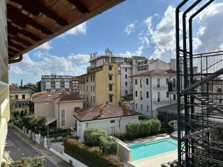 Penthouse immersed in the park private parking - Montecatini Terme - 2