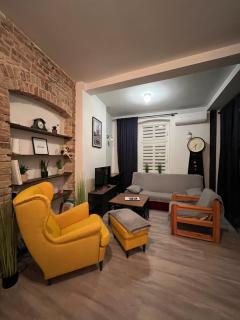 Słoneczny apartament centrum Poznania klimatyzacja wi-fi TV zmywarka pralka piekarnik - 0