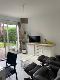 T2 lumineux, proche centre ville en RDC, très bien équipé avec terrasse - Salies-de-Béarn - 5