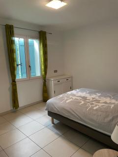 T2 lumineux, proche centre ville en RDC, très bien équipé avec terrasse - Salies-de-Béarn - 9