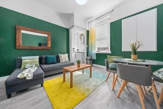 Central Kirkintilloch 2 Bed App - Kirkintilloch - 0