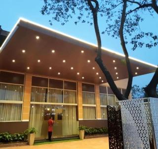 TGN SUITES - HOTEL - Raipur - 9