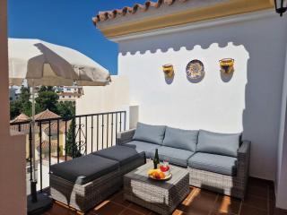 SHR062 Two Bedroom Apartment Valparaiso in Nerja - Nerja - 2