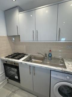 Garden Lodge - Aveley - 0