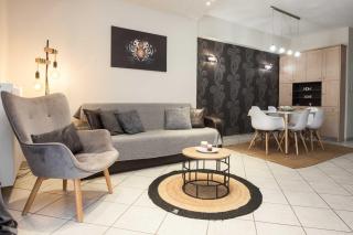 Elegant Spacious 2Bd Apt with Balcony in Petralona - Atene - 0