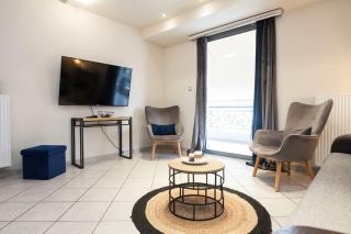 Elegant Spacious 2Bd Apt with Balcony in Petralona - Atene - 1