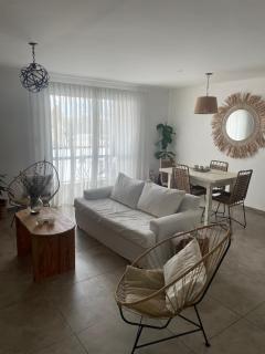 Departamento 2 habitaciones, hermosa energía - 0