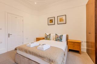 Charming 2BR flat w garden, 10min Clapham South St - Londra - 1