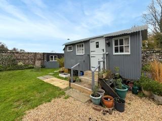 Up At The Barn - Brede - 3