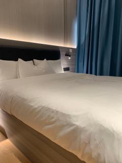 Mooncity Hotel & Boardinghouse - Frankfurt am Main - 5