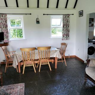 3 Bedroom Cottage Tradional - 4