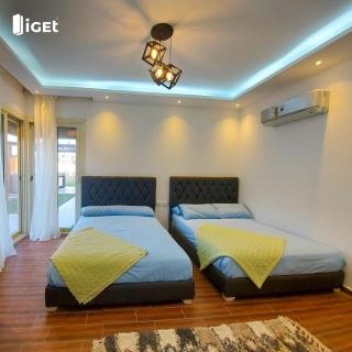 IGET 3IN1 Chalet In Hacienda bay north coast - El Alamein - 9
