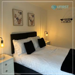 Sleek 4-Bed Home in Nottingham - Near City Hospital, Jubilee Campus & Easy Access to M1 - Nottingham - 8