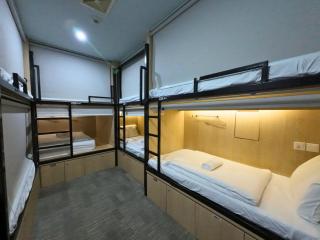 The Room @ Bugis - Singapore - 8
