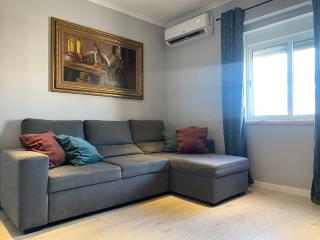 Piedade Central Apartment with Terrace - Almada - 2