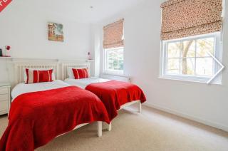 3 bedroom-house -3mins to beach- PetsOk - Lymington - 8