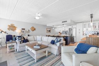 Pelican C402 - New Smyrna Beach - 4