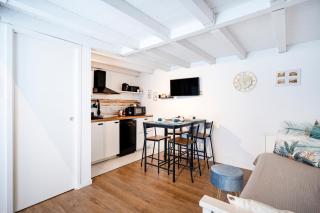 LIZ Apartment - Bari - 1