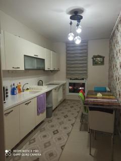ENTIRE 3 Bedroom Apartment with AC - FREE PARKING - Esenyurt - 0