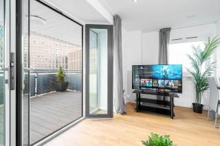 Luxe Two Bedroom Apartment - City Centre - Large Balcony - Secure Parking 1001M - Birmingham - 2