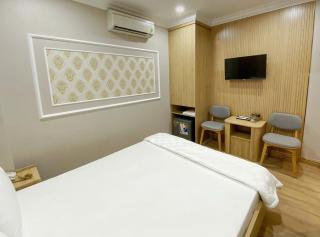 Thanh Binh Premium Hotel - Ho Chi Minh - 4