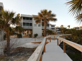 Shell Island Beach Club - 6