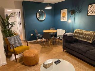 House-Sleeps3-Parking-Garden-PetFriendly - Nottingham - 3