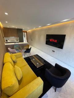Modern Stay in Ultimate city center with Parking and Balcony - Marrakech - 0