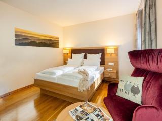 Hotel & Restaurant Gasthof Belchenblick - Münstertal - 4