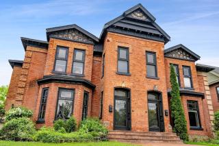 3bed 2bath heritage duplex - Prime Location - Collingwood - 5