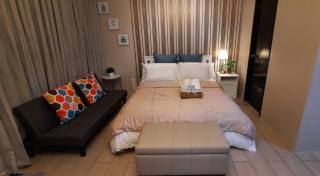 D&E suites with balcony - Manila - 9