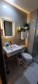 D&E suites with balcony - Manila - 6